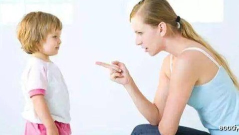 为什么我总想和父母对着干？叛逆背后的心理秘密