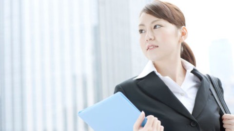 29岁女性如何摆脱家庭比较带来的心理痛苦