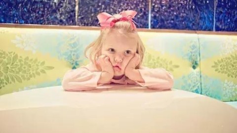 原生家庭创伤如何疗愈？从童年伤害到自我成长的真心对话