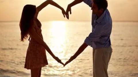 21岁女生恋爱史该不该说？心理师教你坦诚与隐私的平衡