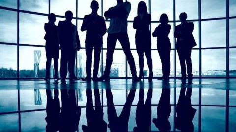 同事建群总是不带我？揭秘职场孤立背后的真相与应对策略