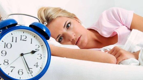 工作压力大导致失眠？早起背后的焦虑应对指南