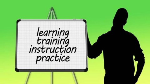 职场领导暧昧心理全解析：女性如何智慧应对