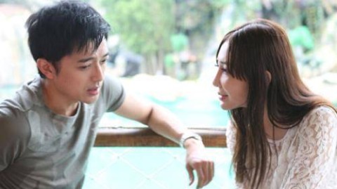 23岁女孩的感情困惑：无法满足男友安全感，该不该分手？