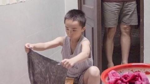 妹妹从小欺负我怎么办？原生家庭矛盾的心理分析与应对策略