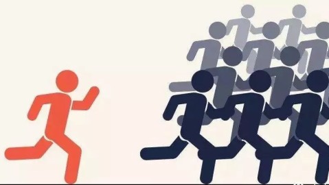 从众心理和特立独行是心理的两个对立面吗？