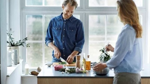 相亲总是不满意？犹豫不决时如何做出恋爱选择