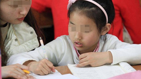 孩子不开心之谜：父母的爱为何被误解？